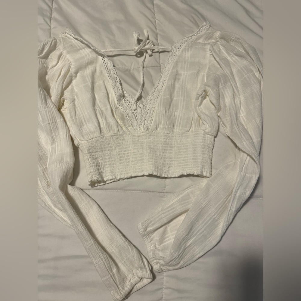 Aeropostale small white ivory top